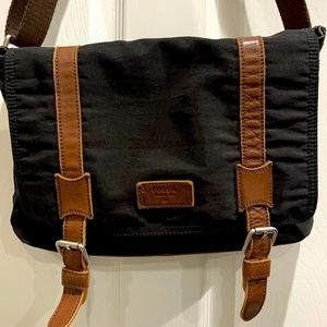 Fossil shoulder bag
